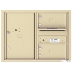 2 Tenant Doors with 1 Parcel Locker and Outgoing Mail Compartment - 4C Recessed Mount versatile™ - Model 4C06D-02